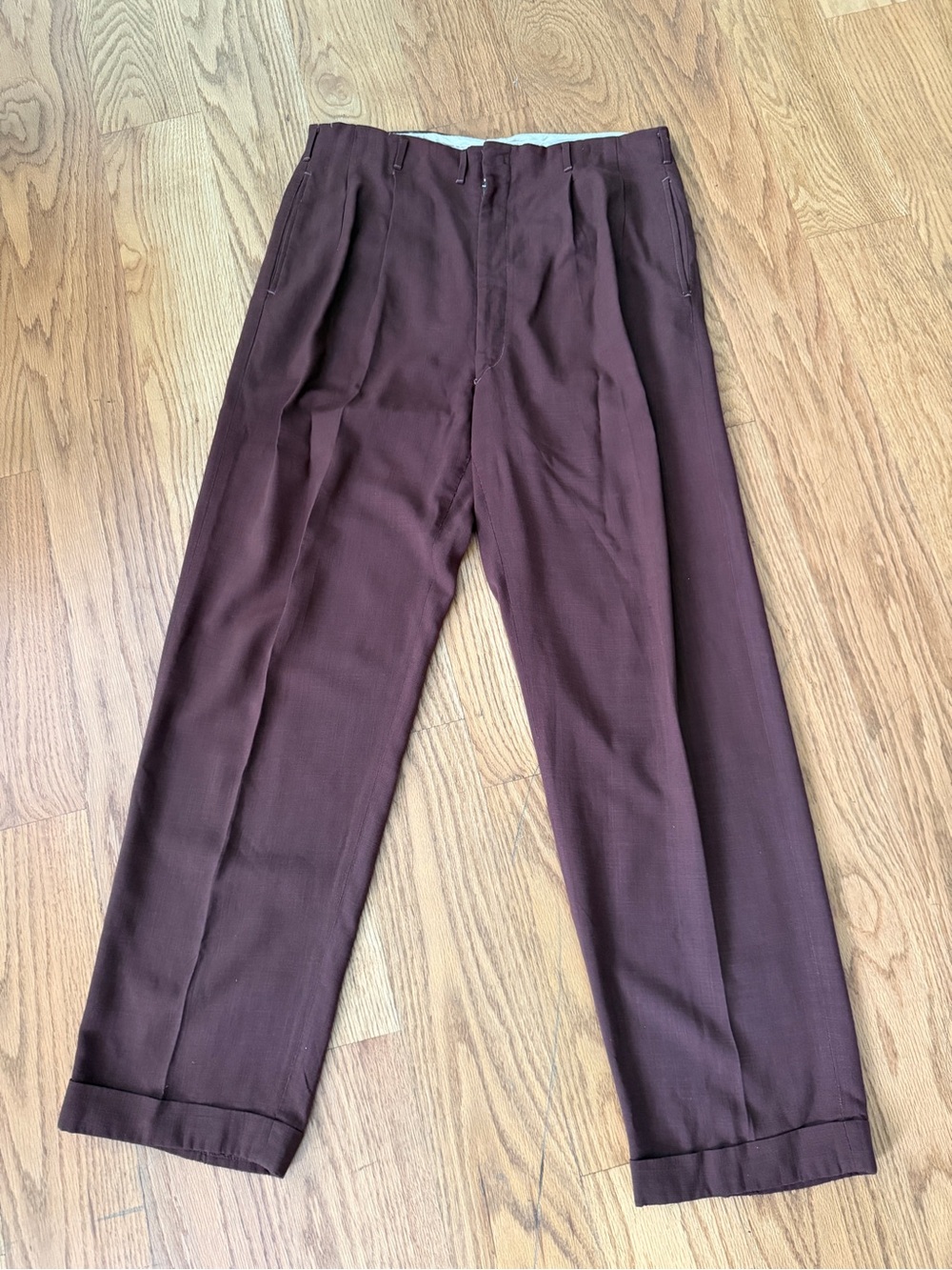 Men's Vintage Pleated Pants — Brown Linen  Pants